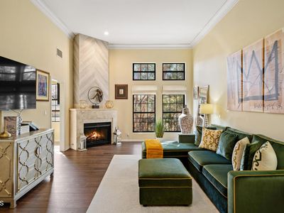 62 N Arroyo Blvd, Pasadena, CA, 91105