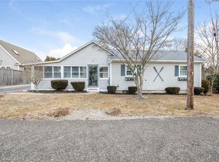 66 Thomas St, Charlestown, RI 02813