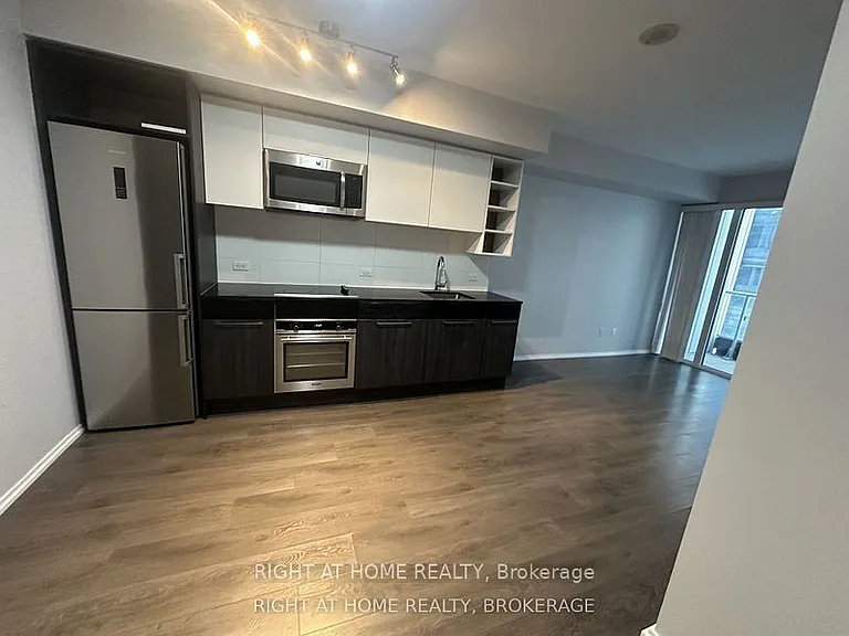 68 Shuter St #1507 — Photo 16