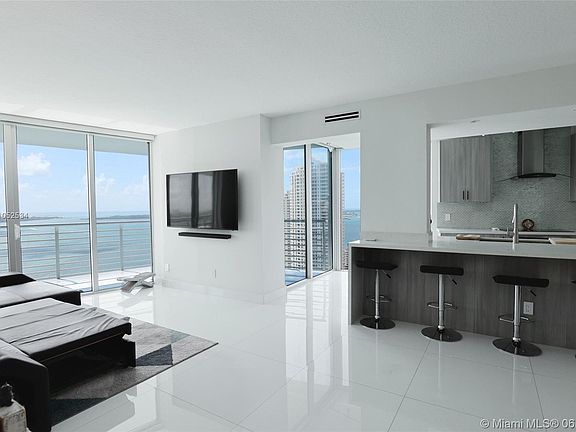 5th image of 335 S Biscayne Blvd APT 3609