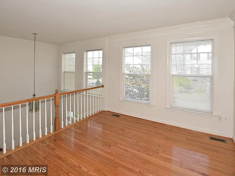 8023 Duck Pond Ter — Photo 4