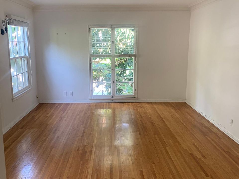 1st image of 1263 N Crescent Heights Blvd