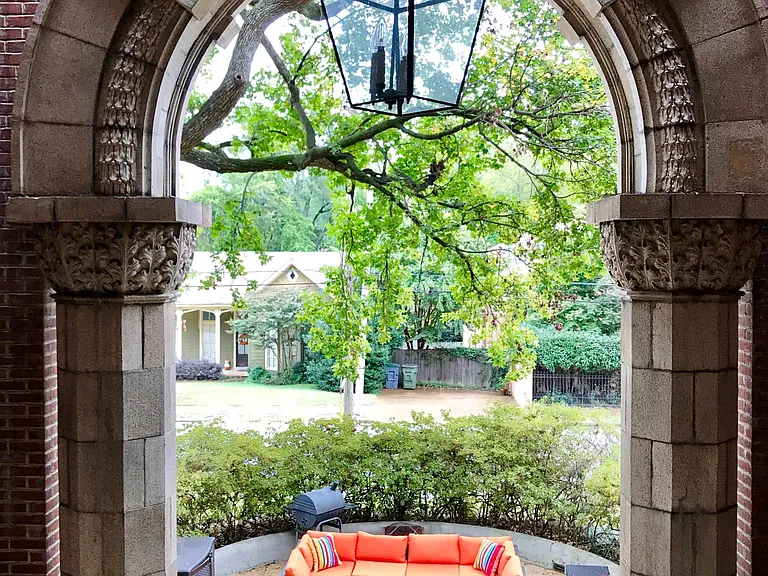 Common patio