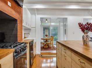 369 2nd St ROOM 1, Brooklyn, NY 11215