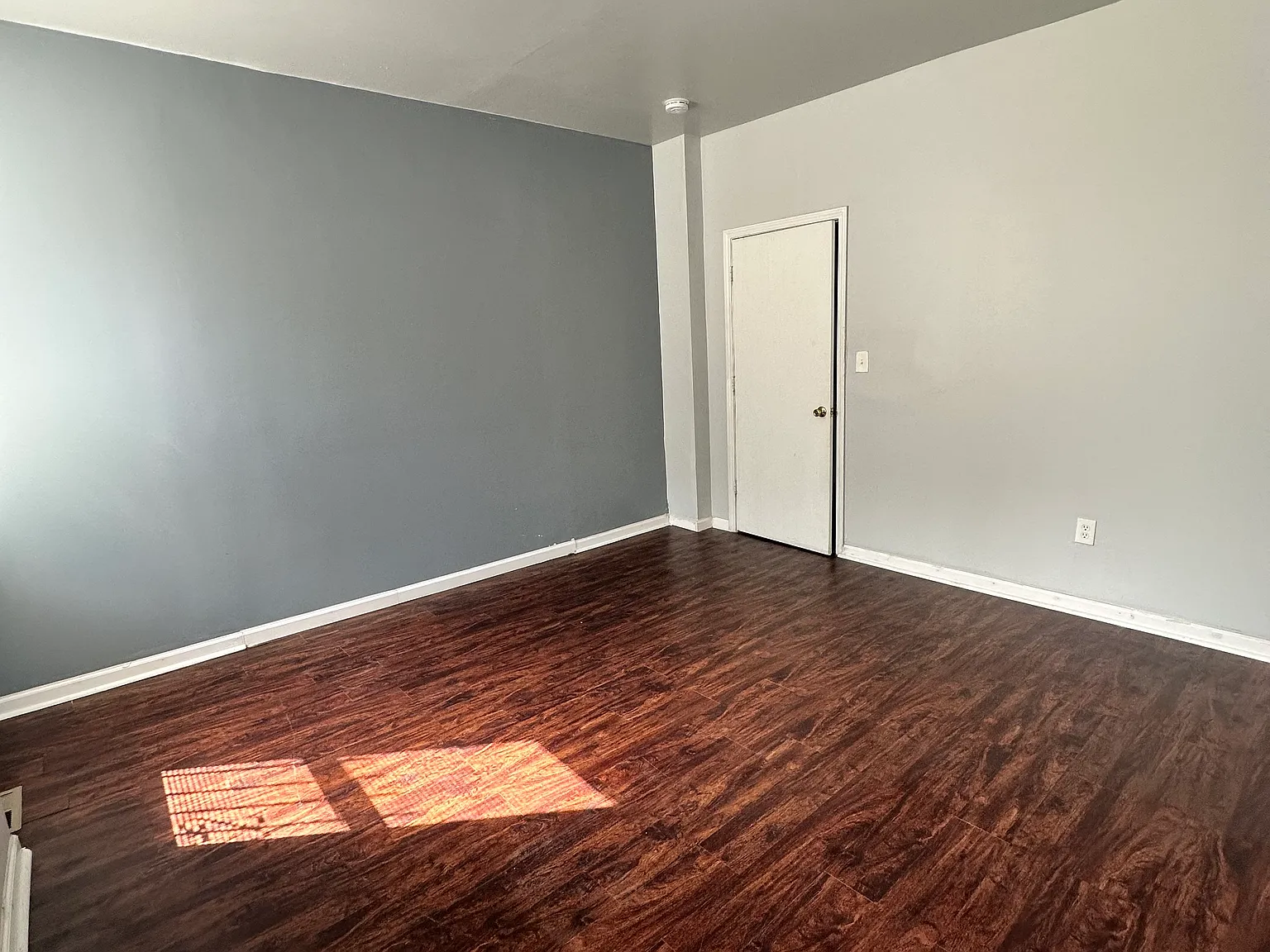 2 bed, 1256 sqft, $1,395 — Photo 2
