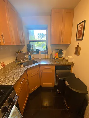 Rented by J Misrahi Realty Corp | media 15