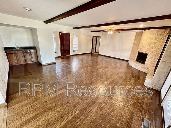 5th image of 10440 NW 15th Pl