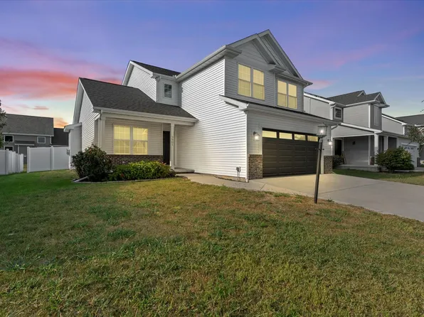 3901 Slate Dr, Champaign, IL 61822