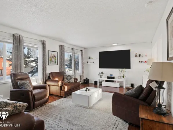 6600 Donna Dr #2, Anchorage, AK 99504