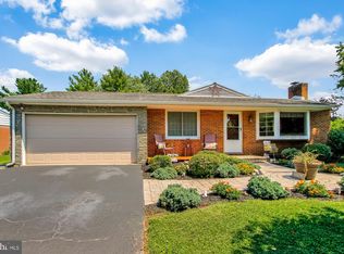 2335 Derry Rd, York, PA 17408