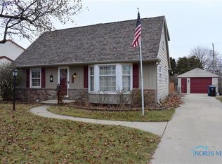 3251 Cromwell Dr, Oregon, OH
