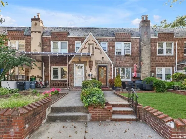 64-18 83rd Place, Middle Village, NY 11379