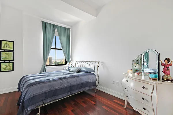 Sold by Corcoran | media 3