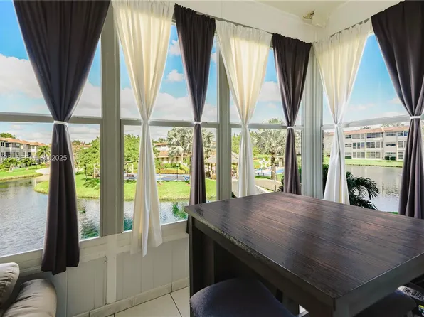 4801 NW 34th St APT 508, Fort Lauderdale, FL 33319