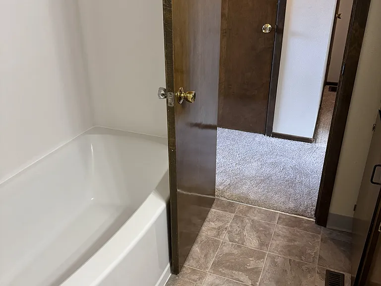 Chestnut Place Apartments — Photo 39