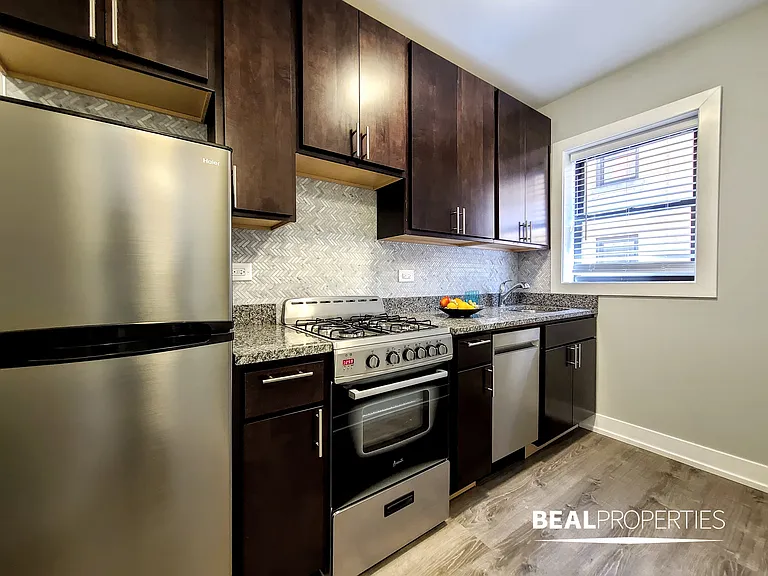 427 West Belden — Photo 45