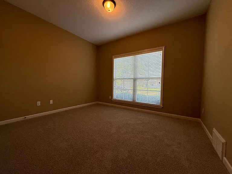 7904 Pips Ridge Ln — Photo 18