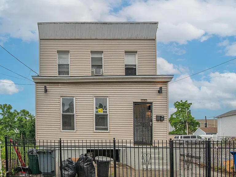 280 Forrest St #2 — Photo 7