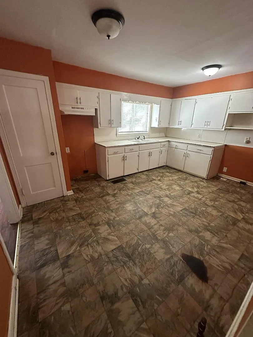 1404 West 31st Avenue - 1 — Photo 2