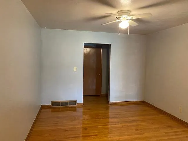 1207 Eastview Rd — Photo 11