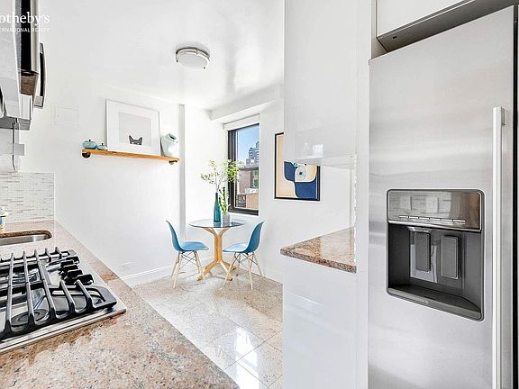 4th image of 401 E 89th St APT 8P