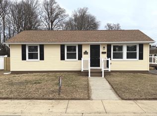 8537 Creek Rd, Pasadena, MD 21122