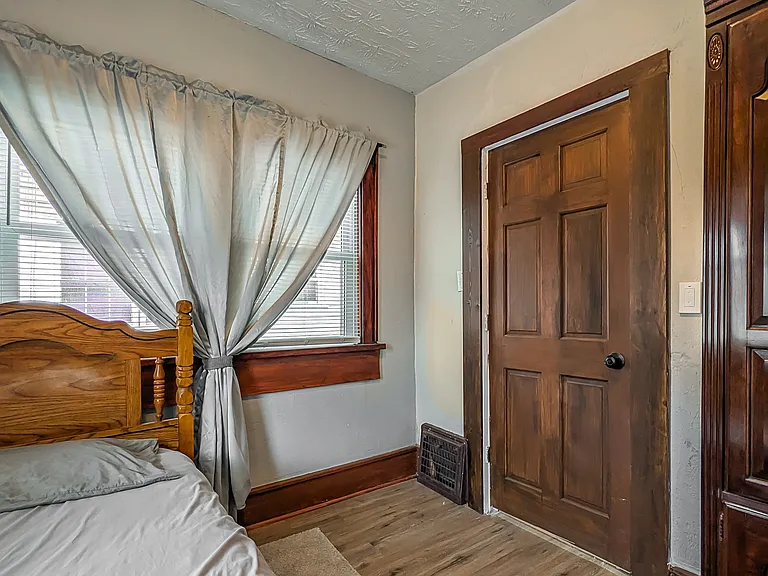 1268 Pondview Ave #A — Photo 13