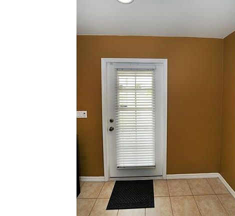 3rd image of 3131 SW 19th Pl