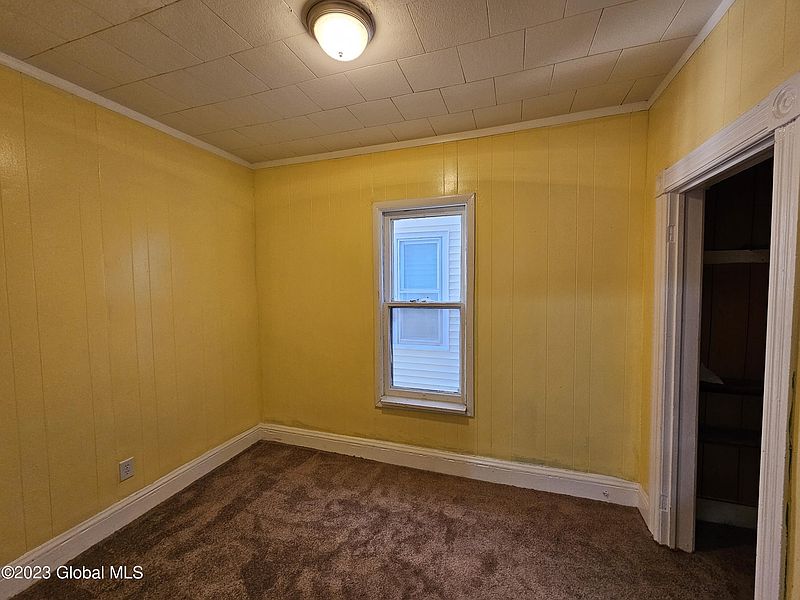 4th image of 613 ORCHARD Street