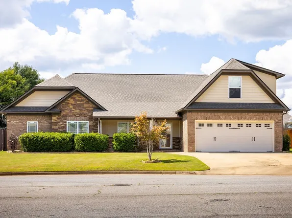 124 Lee Road 2135, Smiths Station, AL 36877