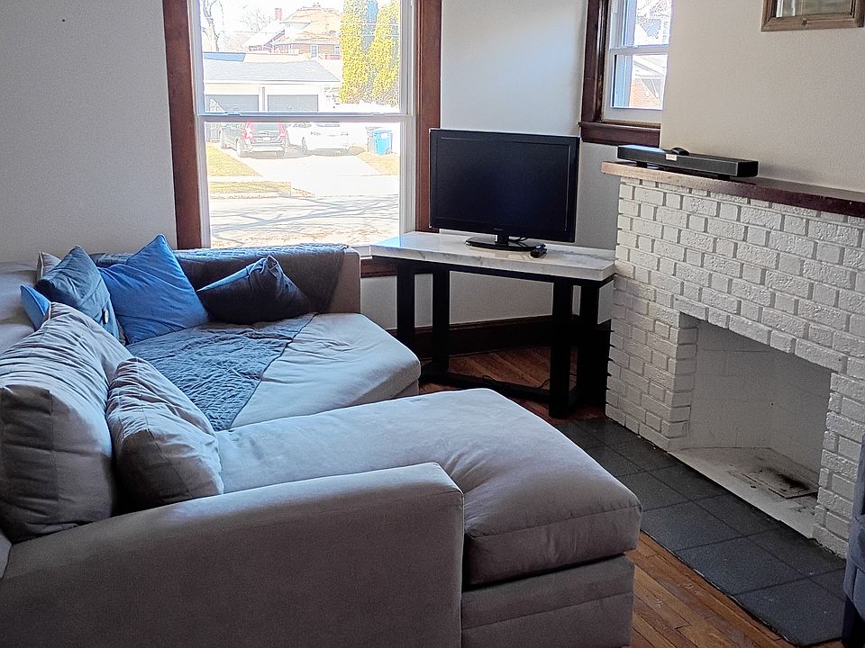 1st image of 1207 Edwards Ave #1