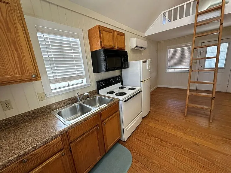 2440 State Highway 16 N #310 — Photo 4