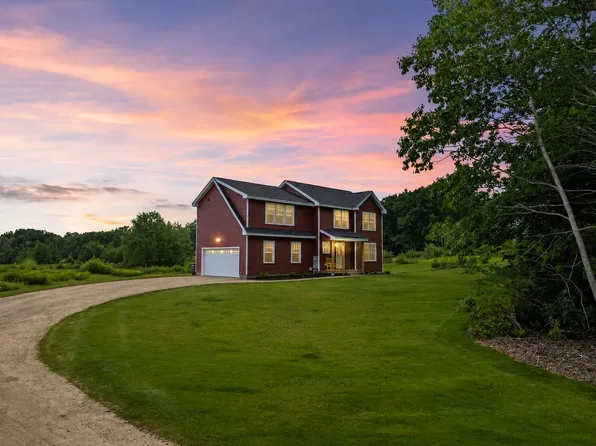 5 Heritage Drive, Berwick, ME 03901