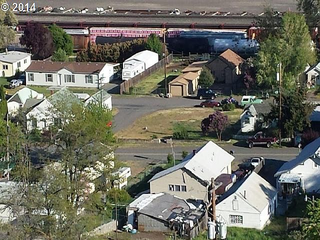 2nd image of 100 Main St