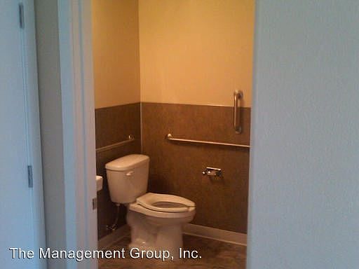 2nd image of 1105 SE Rasmussen Blvd