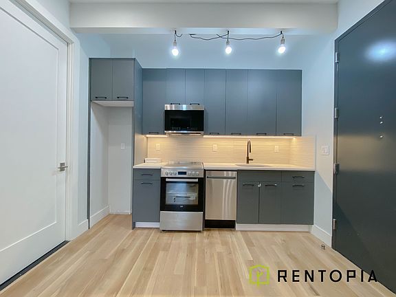 2nd image of 177 Palmetto St #1B