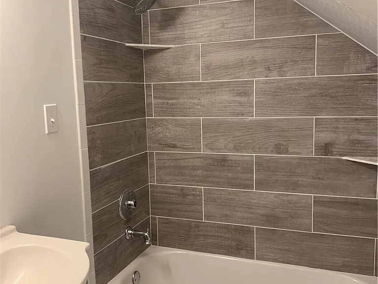 43 Tenan St — Photo 11