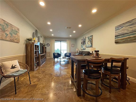 2nd image of 2351 Lakeview Dr Unit 311