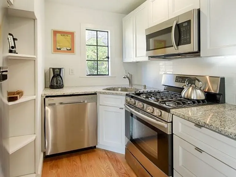 9 Everett St #4 — Photo 7
