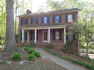 369 Dogwood Trl, Lexington, NC 27295
