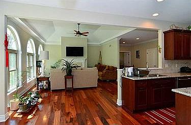 3rd image of 3017 Whispering Creek Dr