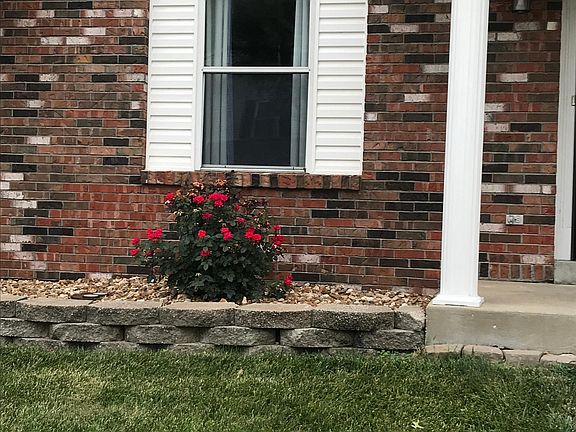 All landscaping is done by condo association
