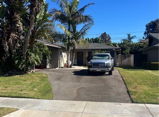 16562 Patricia Ln, Huntington Beach, CA 92647