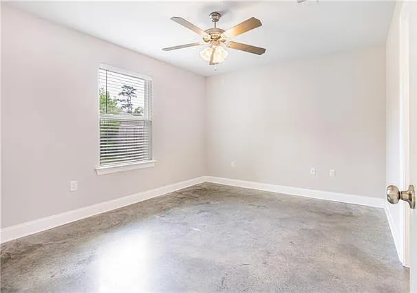 1529 Penrose St — Photo 10