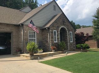 343 Chesser Park Dr, Chelsea, AL 35043