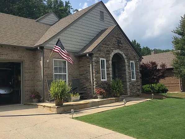 343 Chesser Park Dr, Chelsea, AL 35043