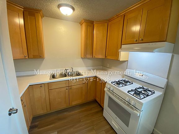2nd image of 1357 Garner Ave #47