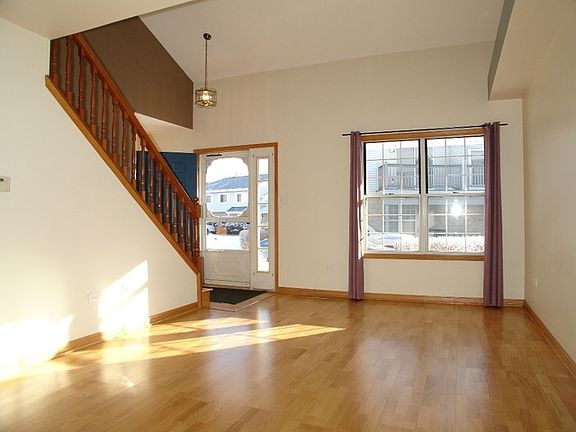 5th image of 3503 Willowview Ct #3503