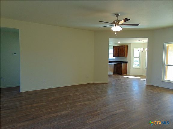 5th image of 3200 Salt Fork Dr