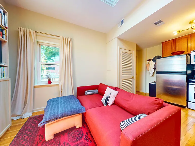 2947 N Sheffield Ave #3 — Photo 7